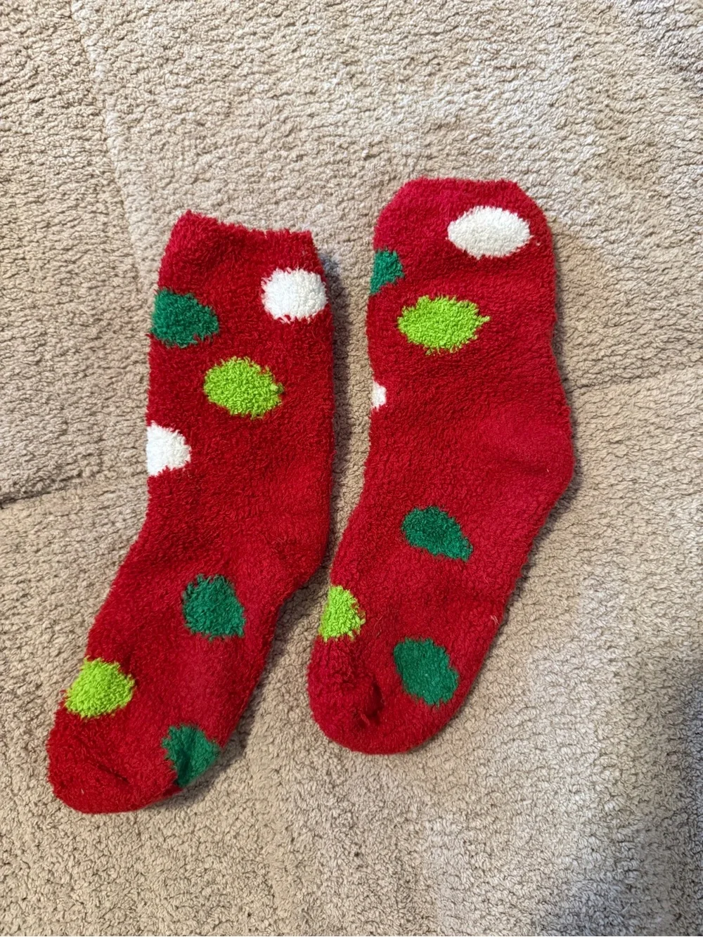 Holiday Polka Dot Fuzzy Socks